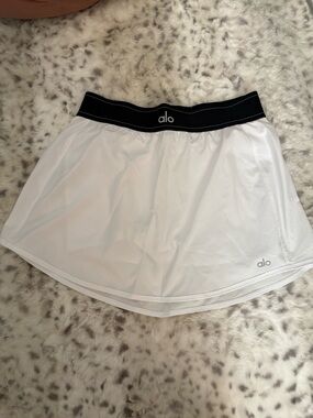 ALO Yoga White Skort with Black Waistband